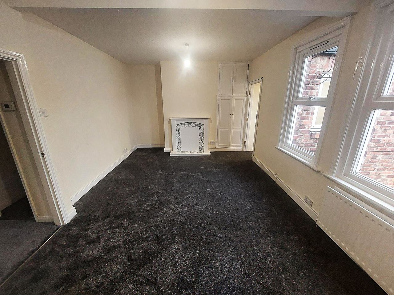 2 Bed flat in Walker with brand new carpets £425pcm