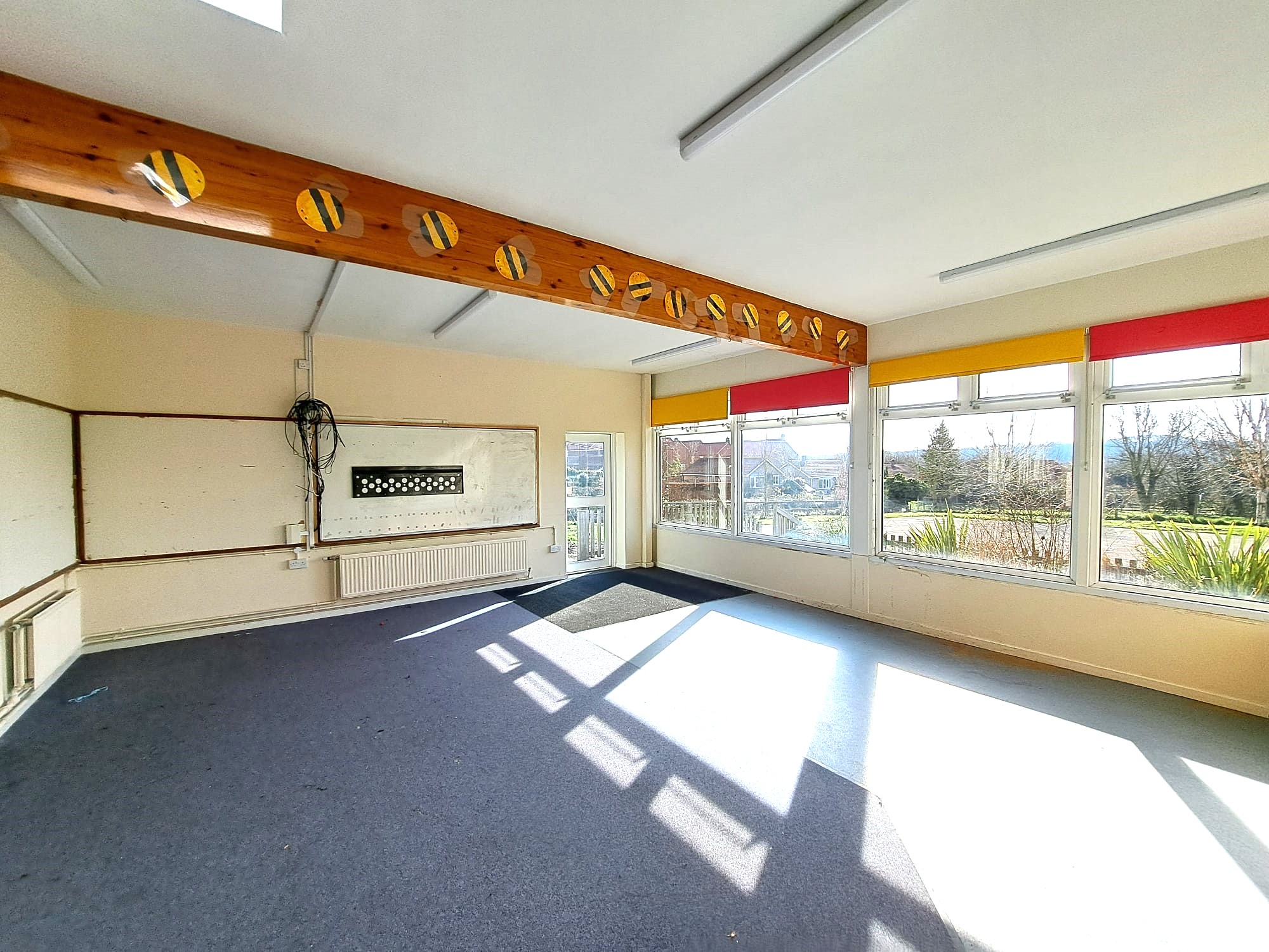 Bright, Spacious Commercial Workspaces from £225 including Bills!