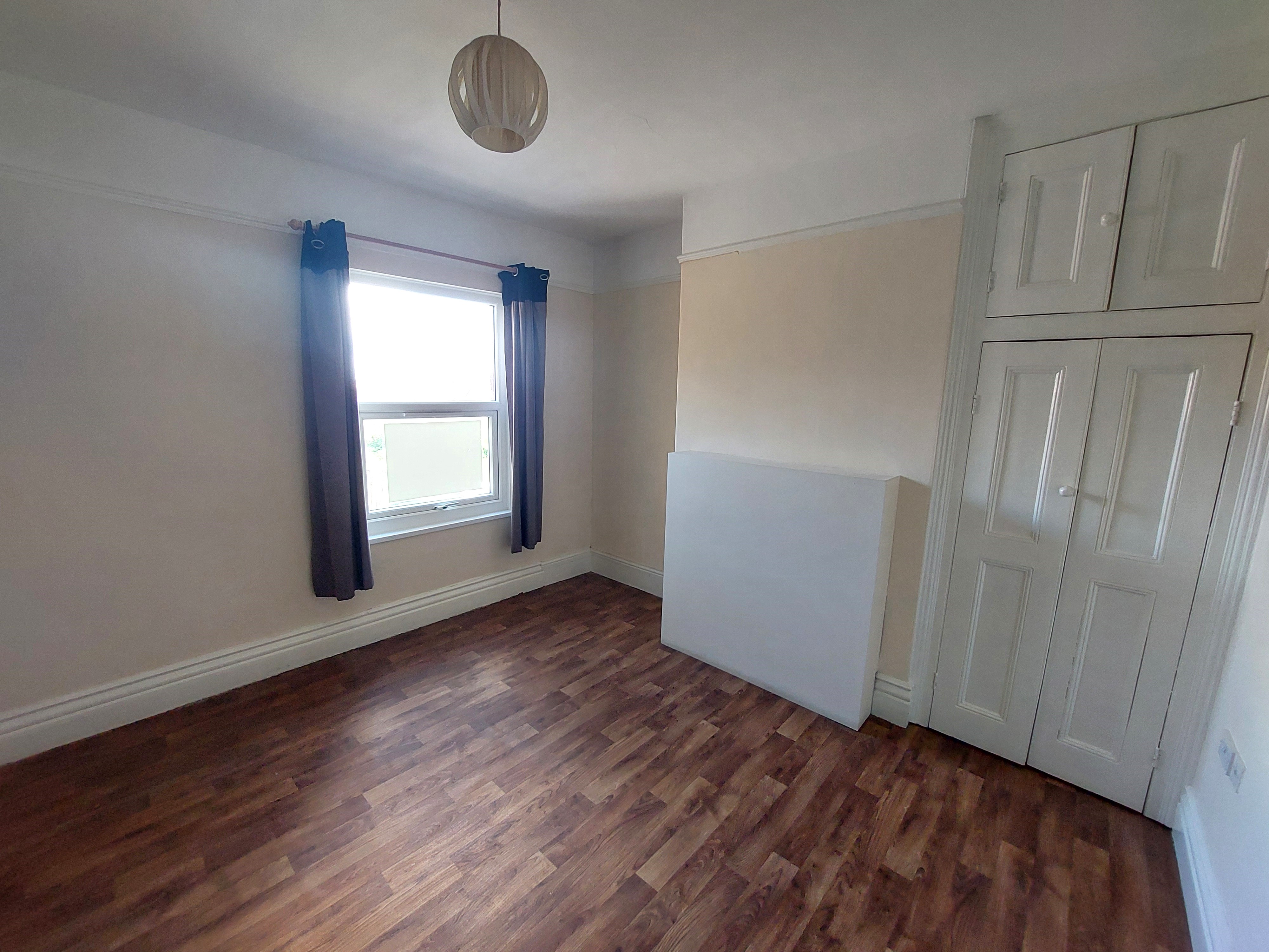 Spacious 4 Bed House-Share in Thorne Bills Included
