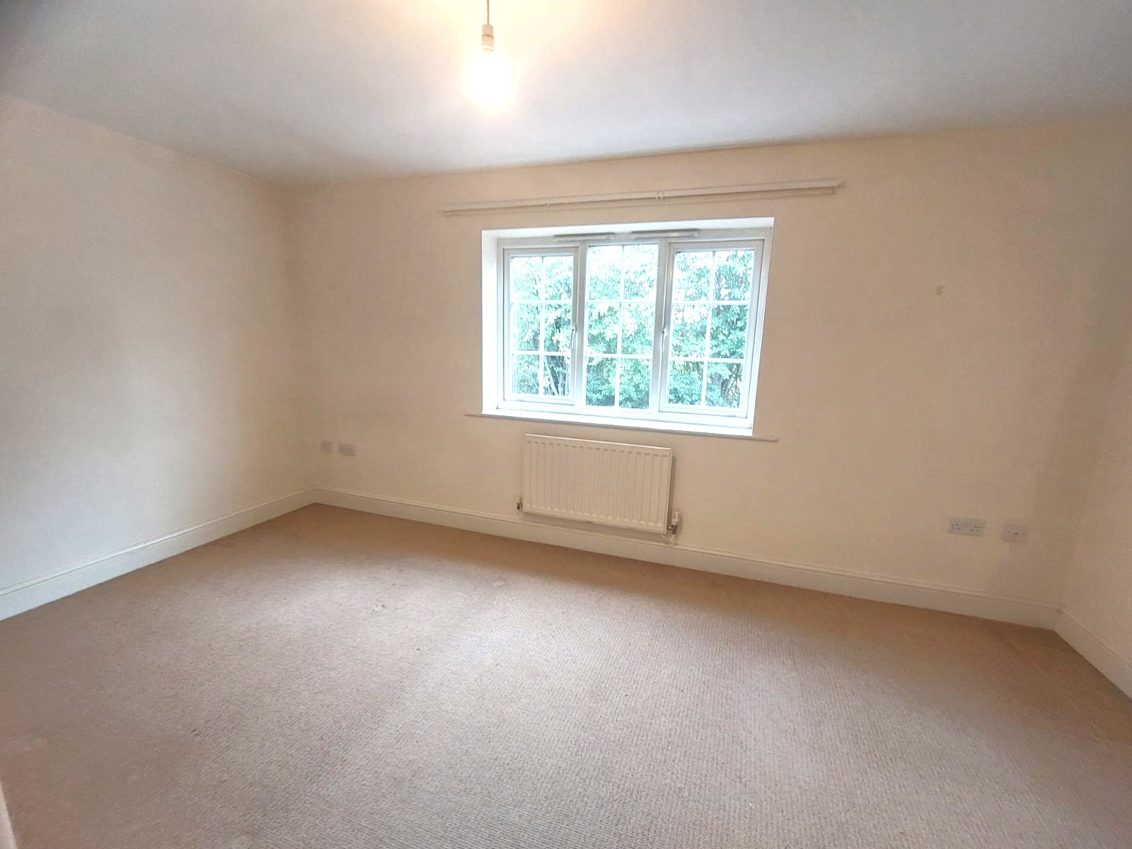 4 Bed Terraced House £900 PCM in Selly Oak