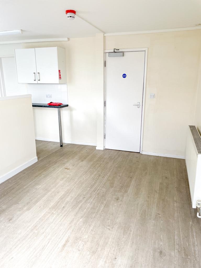 4 bed house becoming available £850 exc bills