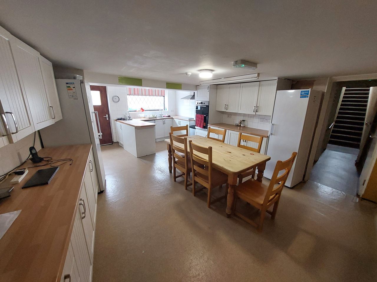 Prime S12 Living - Bills, Parking & More!