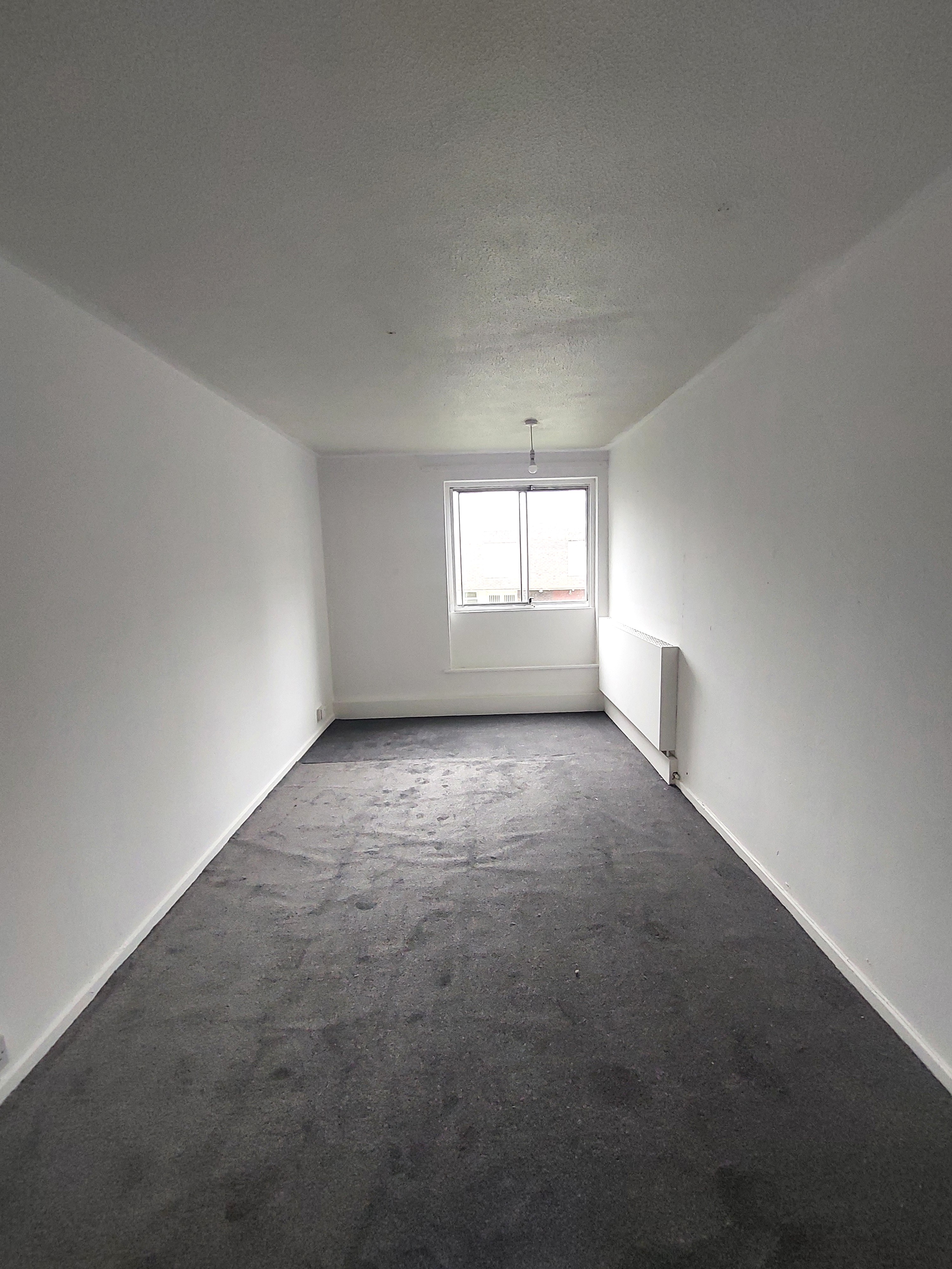 Two Bed Flat, Colindale, £1,200 PCM