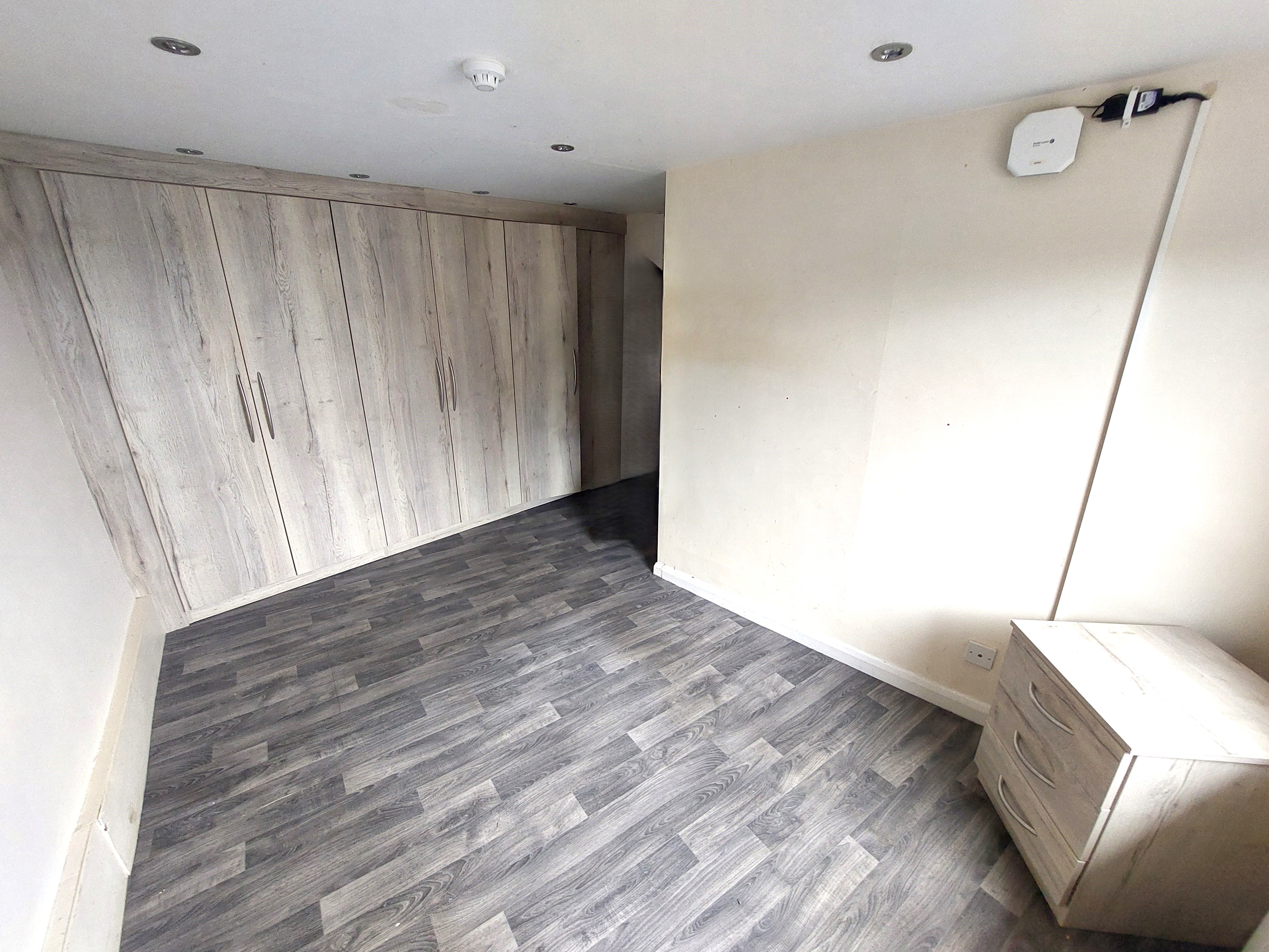 Prime S12 Living - Bills, Parking & More!