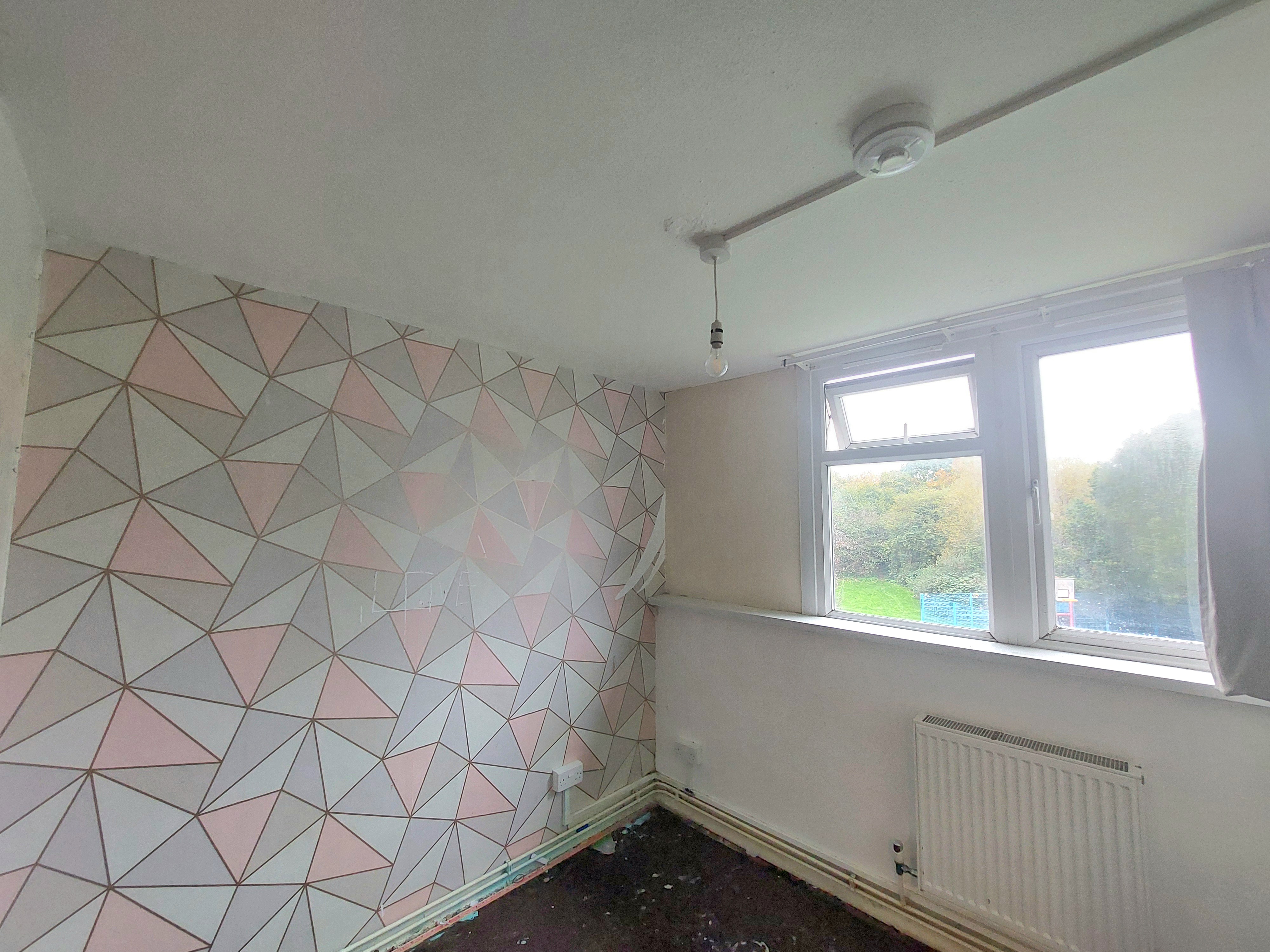 A spacious 3-Bed Flat, Colindale, ideal for couples or sharers - £1,200 PCM