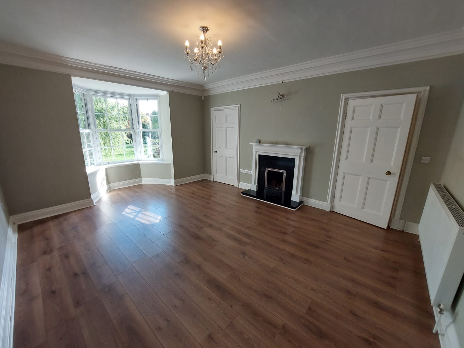 Stunning York Property, Riverside walk to city centre from £500!