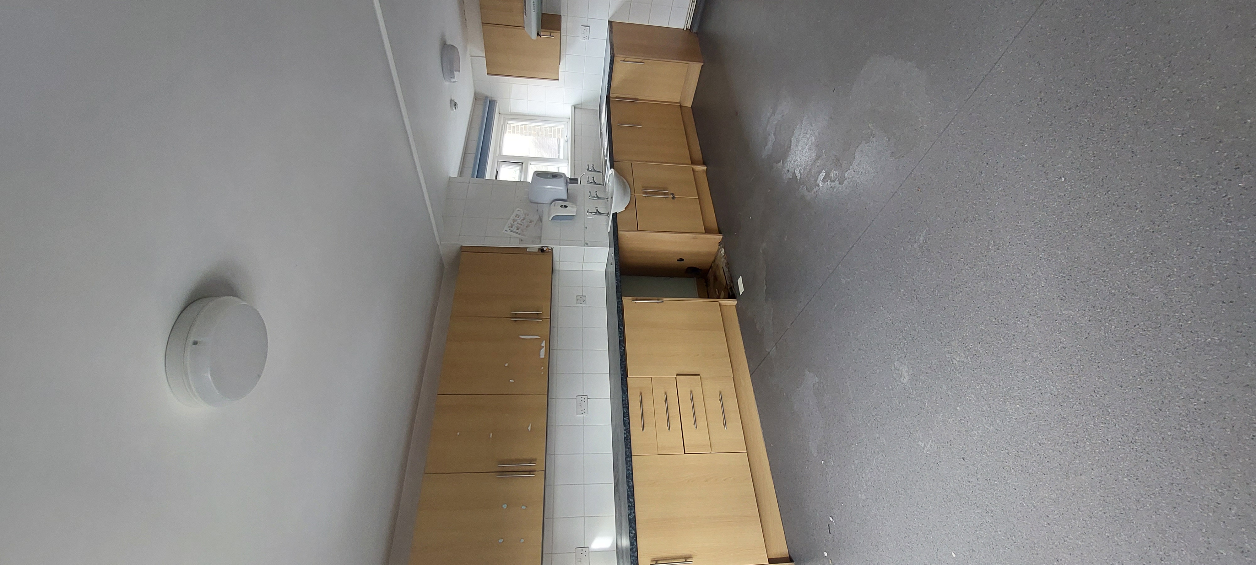 Room available in large house of multiple occupation, Harlow, £480 PCM