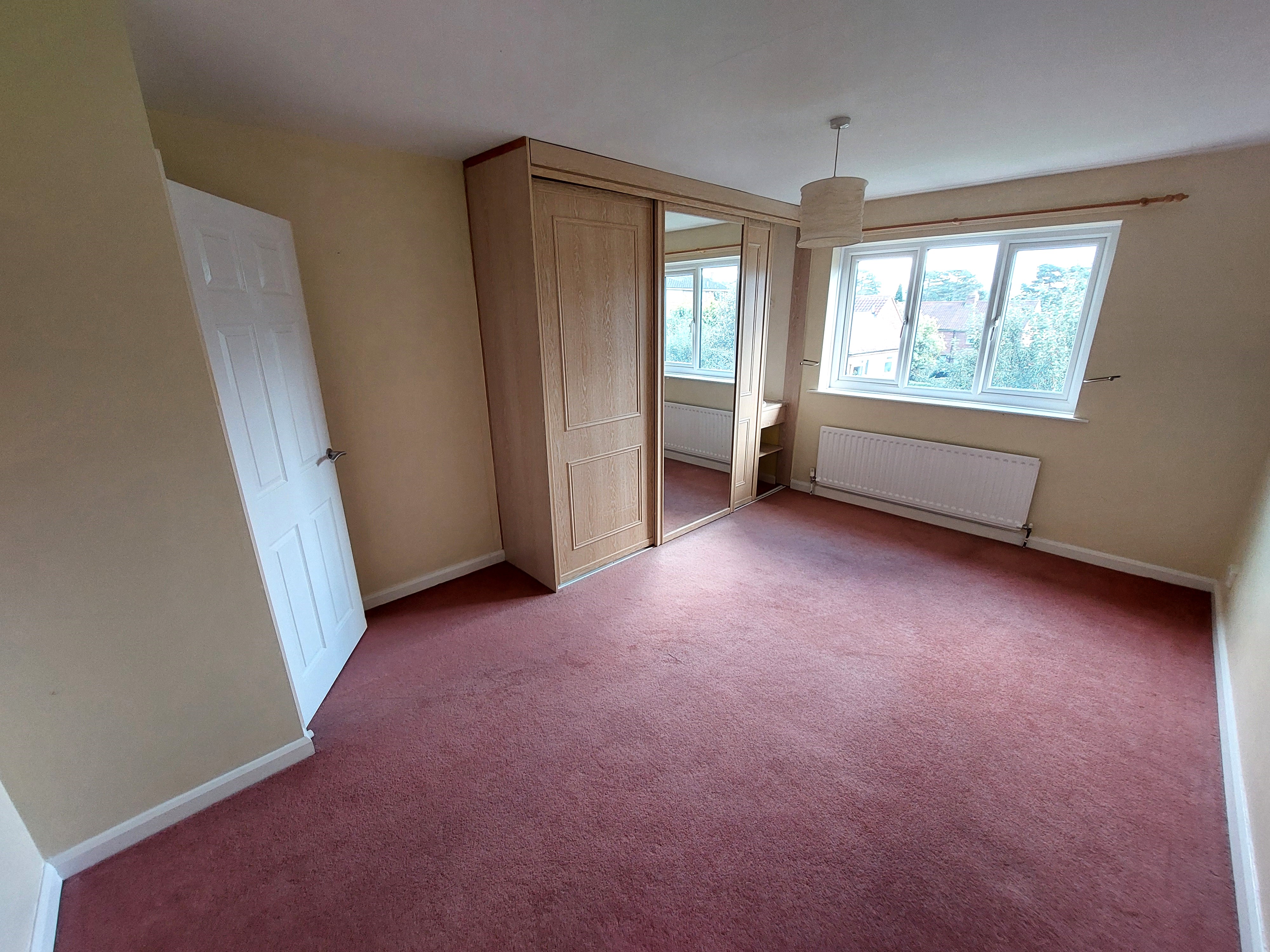 “Affordable Rooms in Stunning Yarm Village – Bills Included!”