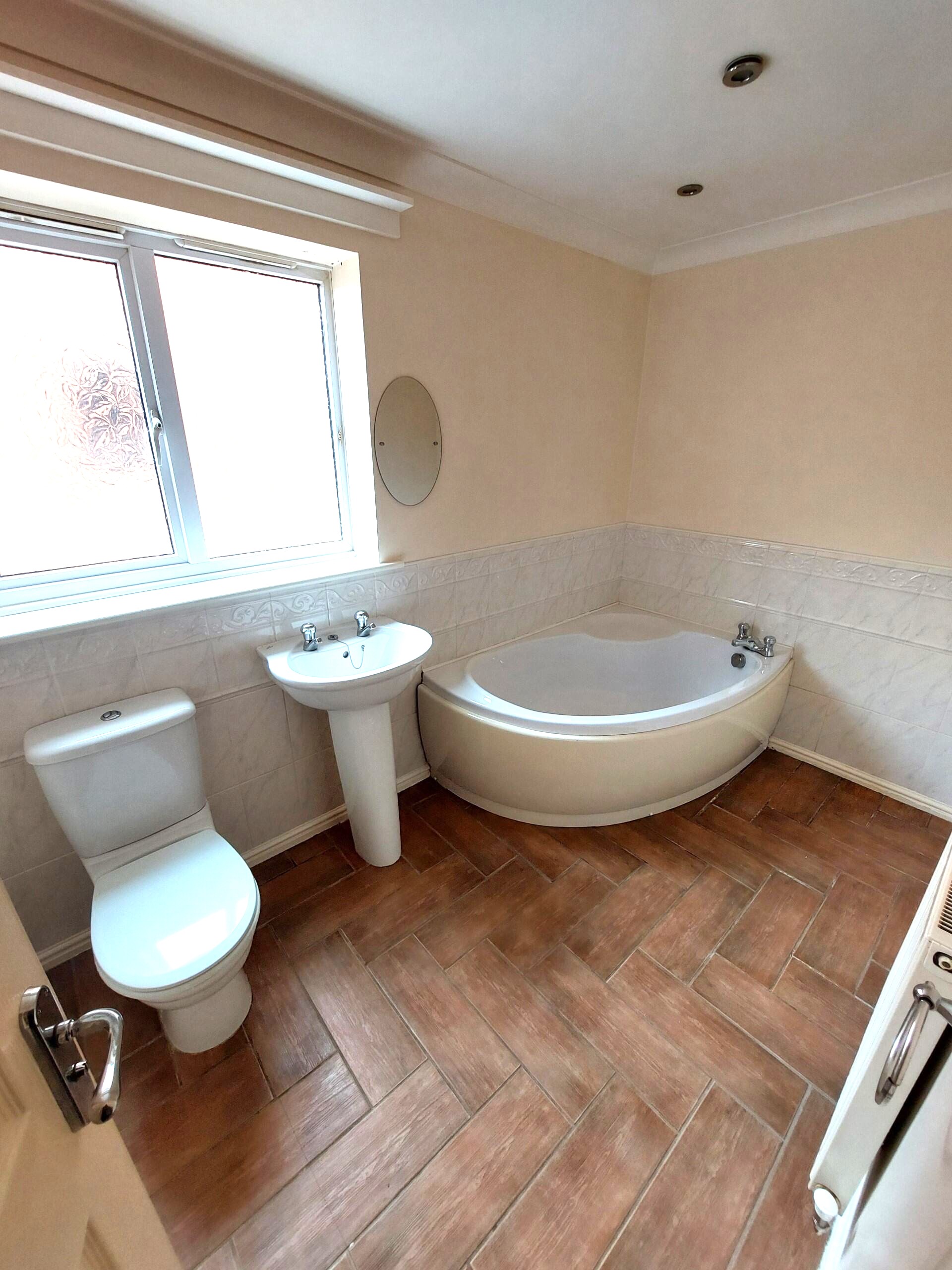 Detached property for Guardianship in Saltburn just £750pcm