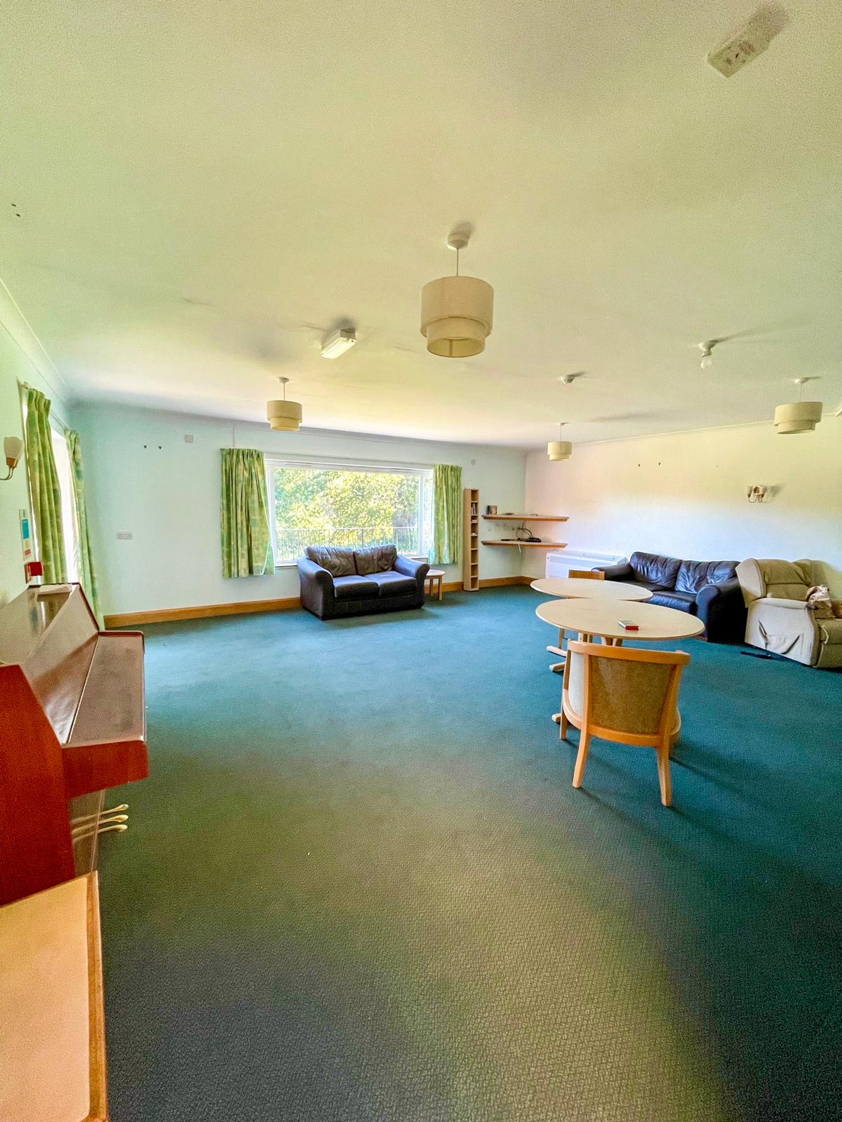 Double en-suite rooms available £475pcm inc all bills