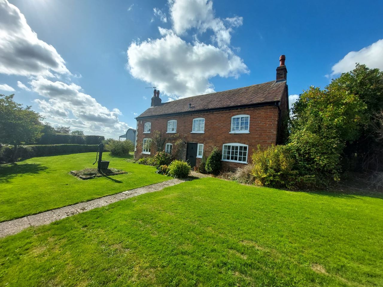 3 bed property in Inkberrow Worcester for £1200 PCM