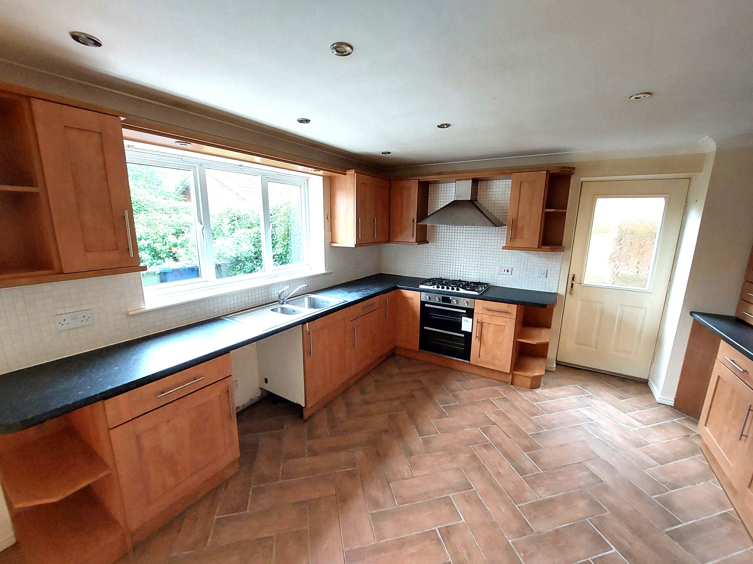 Detached property for Guardianship in Saltburn just £750pcm