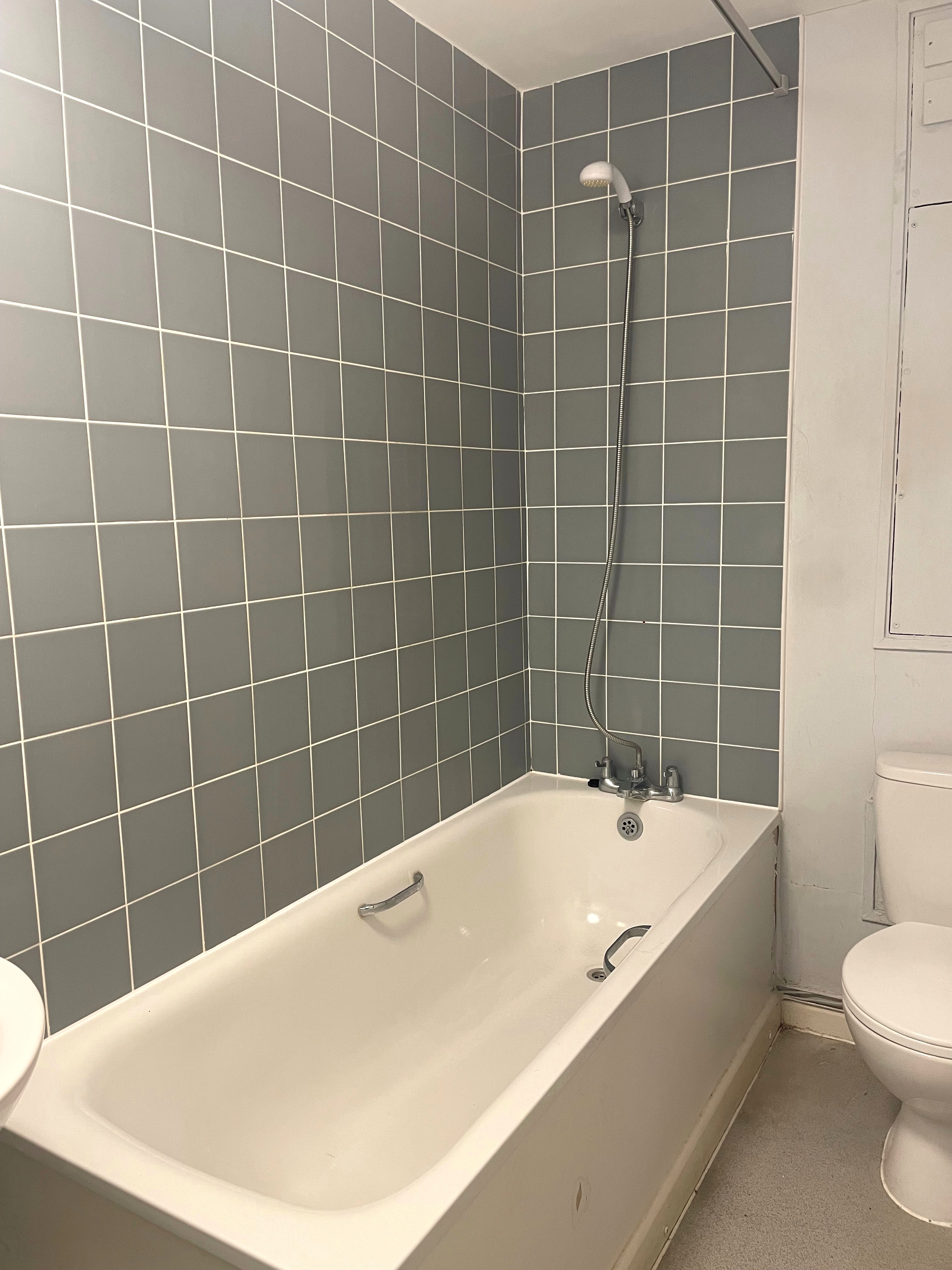 One Bed Flat, Colindale, £800 PCM