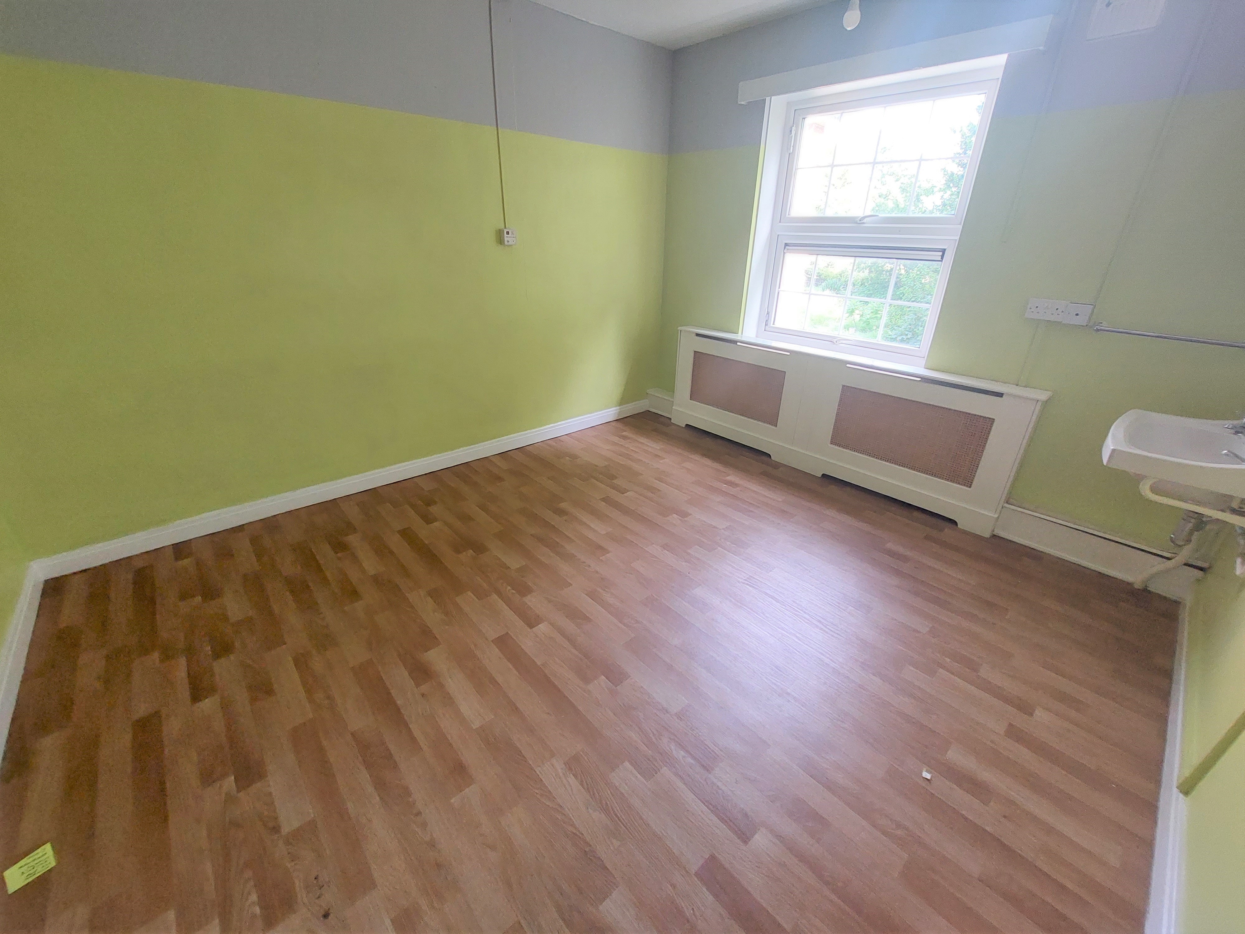 Popham House - Wellington - Spacious rooms from £425pcm