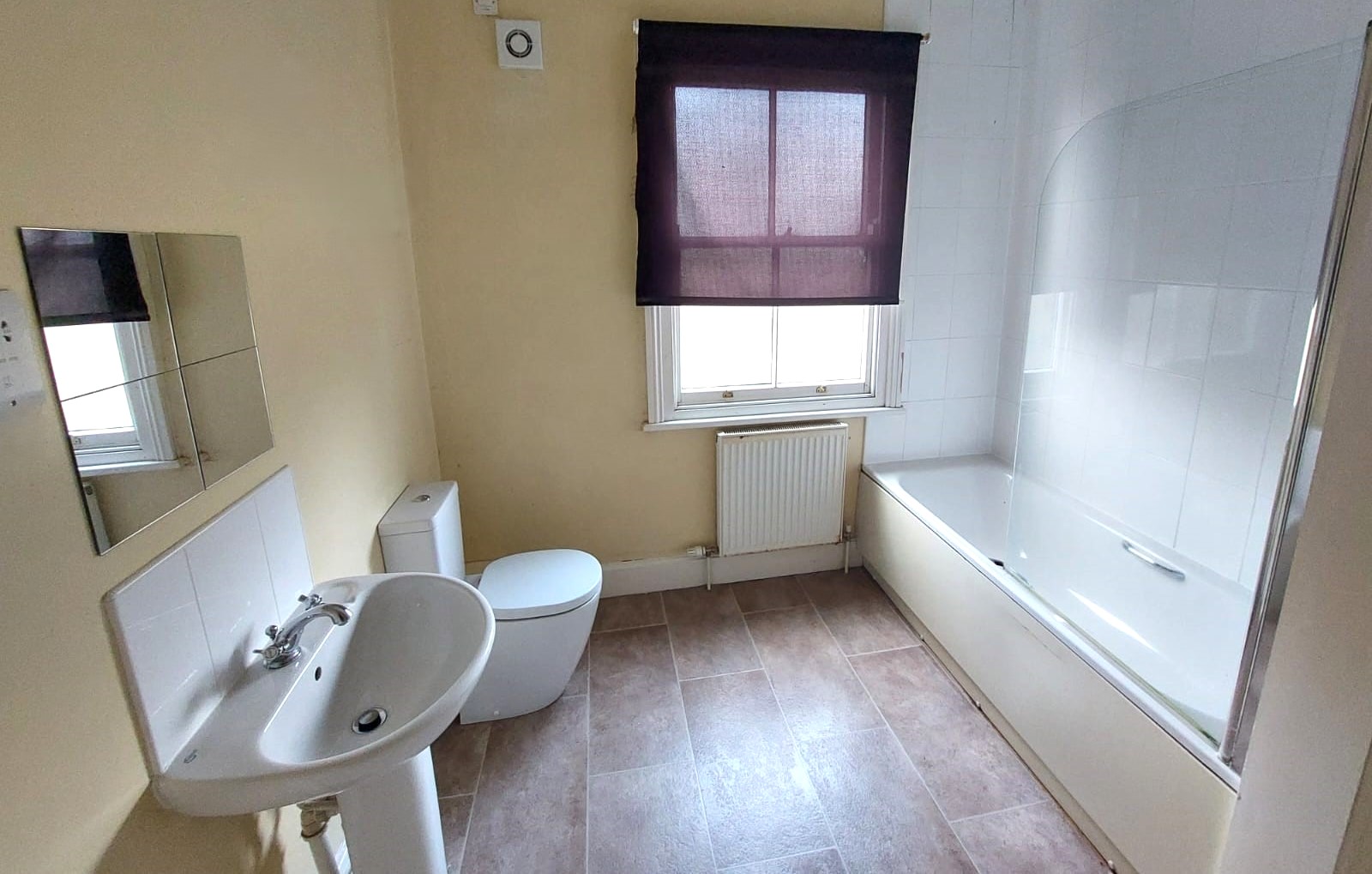 Spacious 3 Bedroom Flat share in Brayton for just £375 PCM inc BILLS!