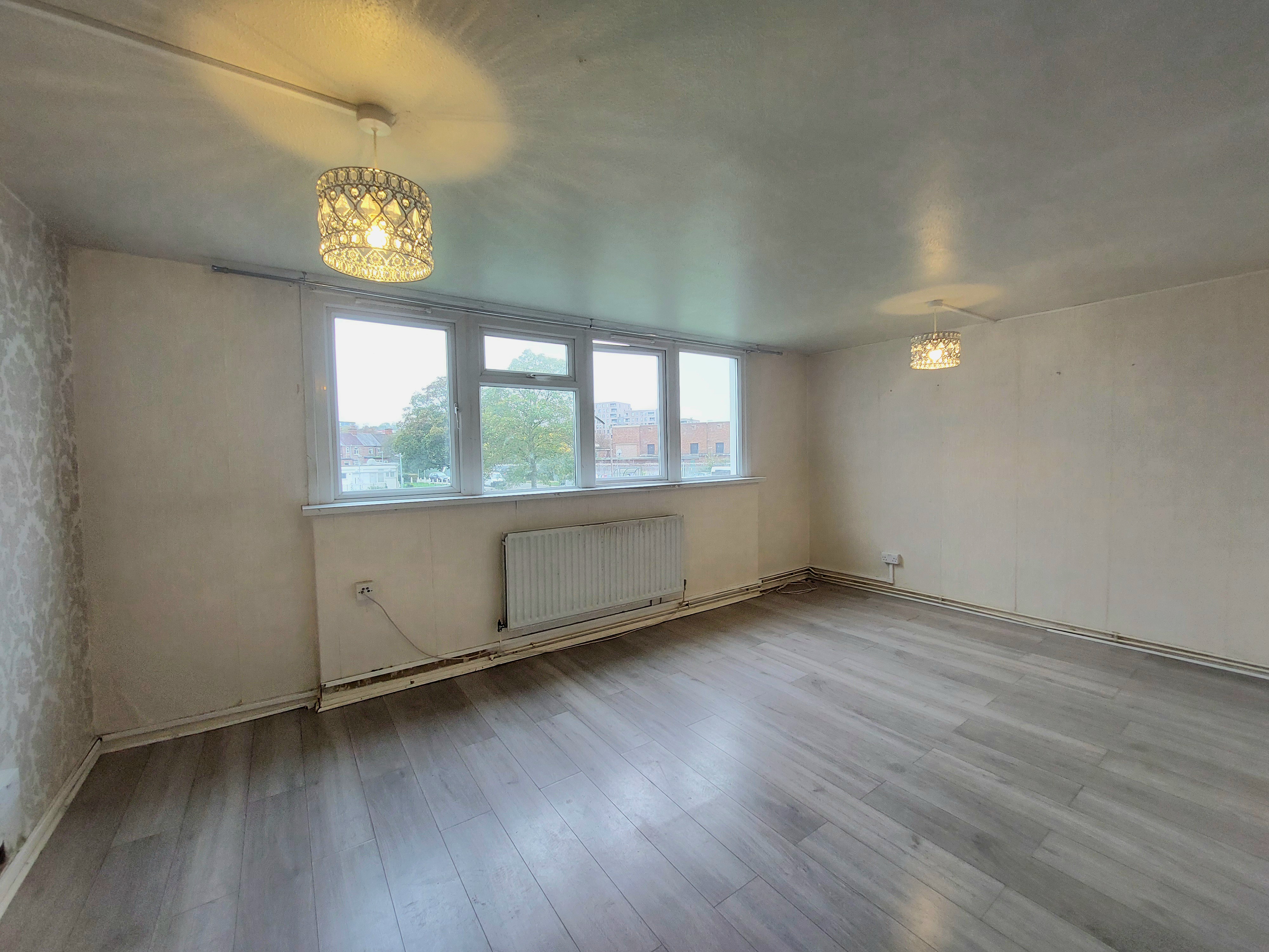 A spacious 3-Bed Flat, Colindale, ideal for couples or sharers - £1,200 PCM