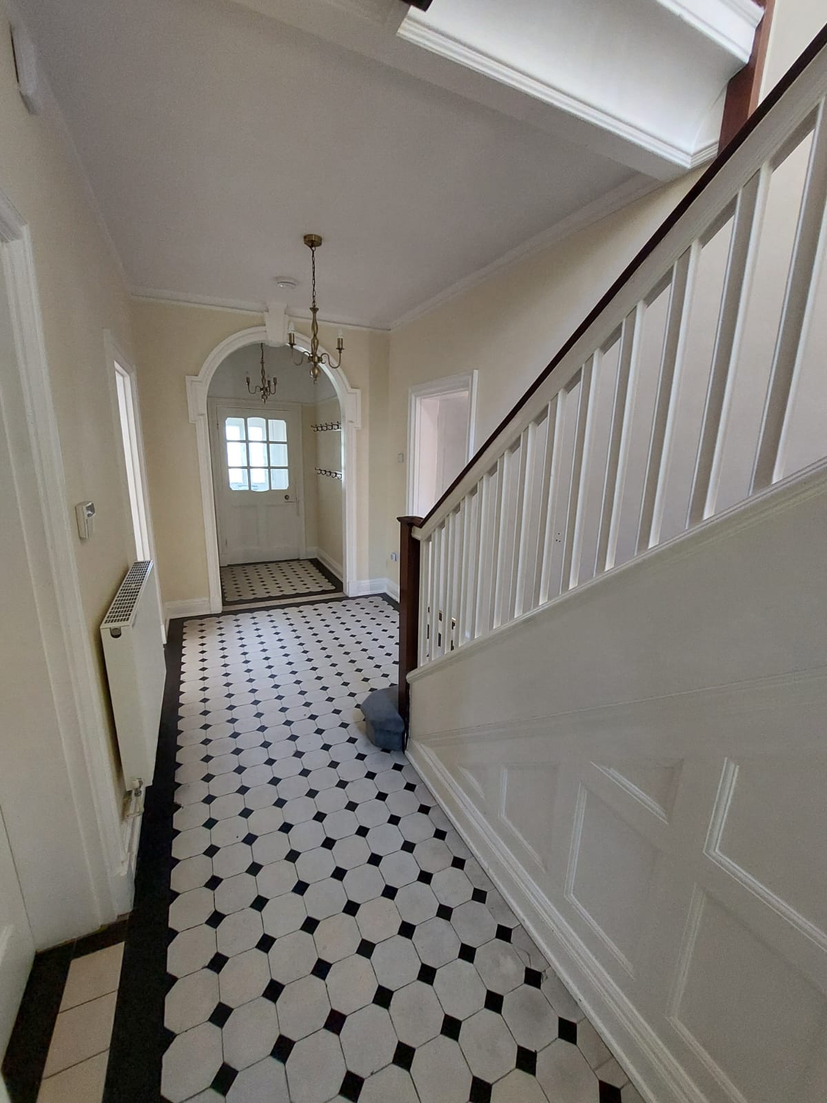 Stunning York Property, Riverside walk to city centre from £500!