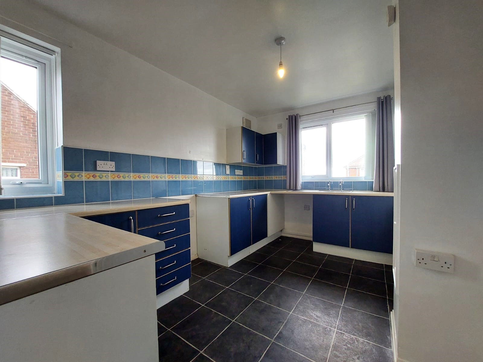 Spacious, Private Flat in Easington Lane £330pcm