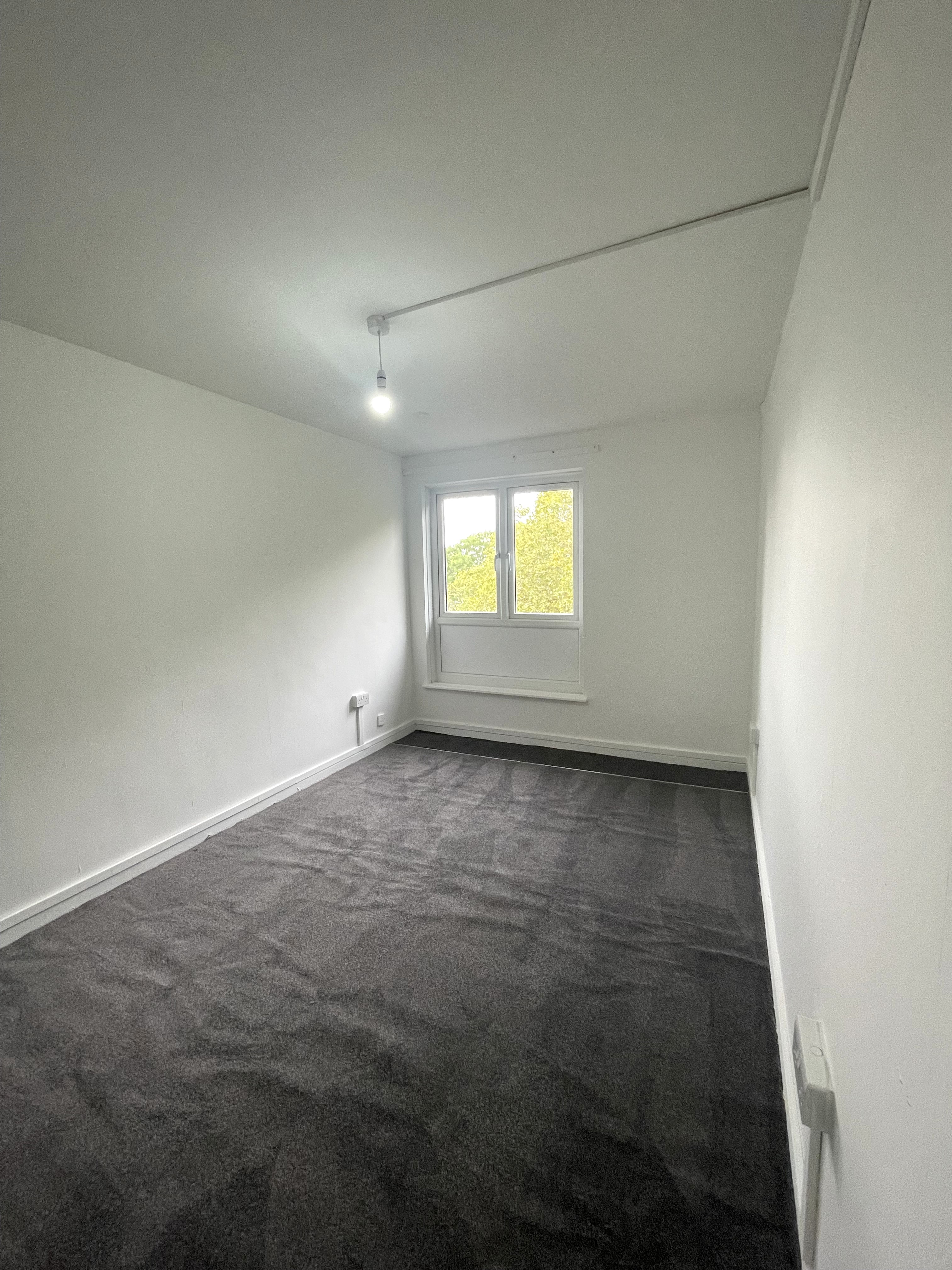 One Bed Flat, Colindale, £800 PCM