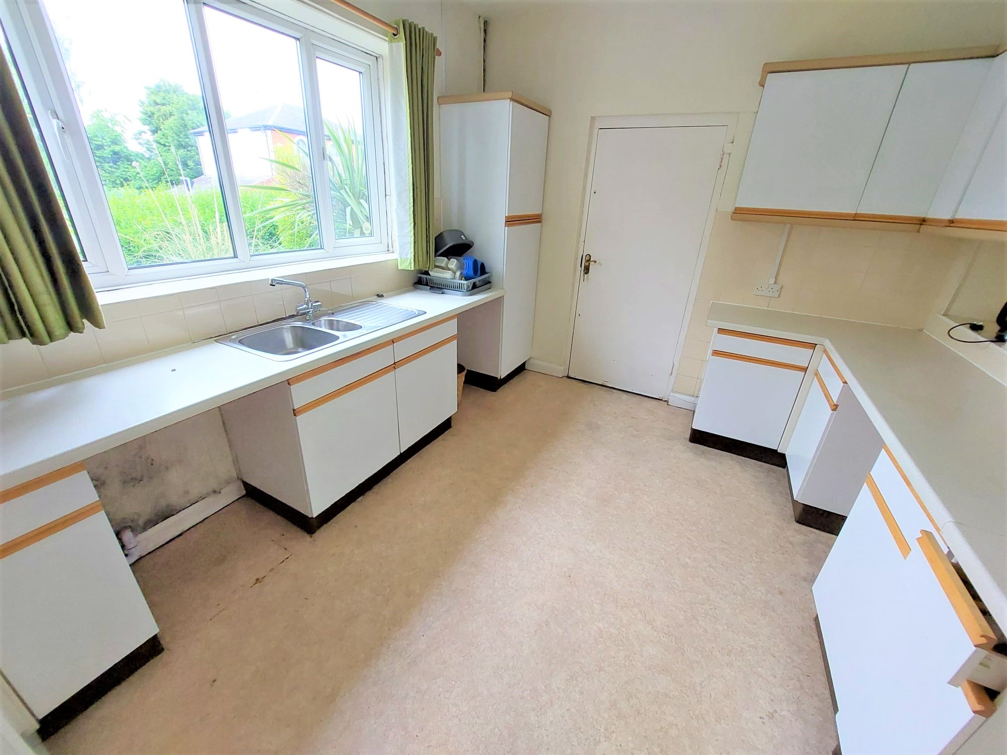 Room from £400 pcm in Bearwood Birmingham