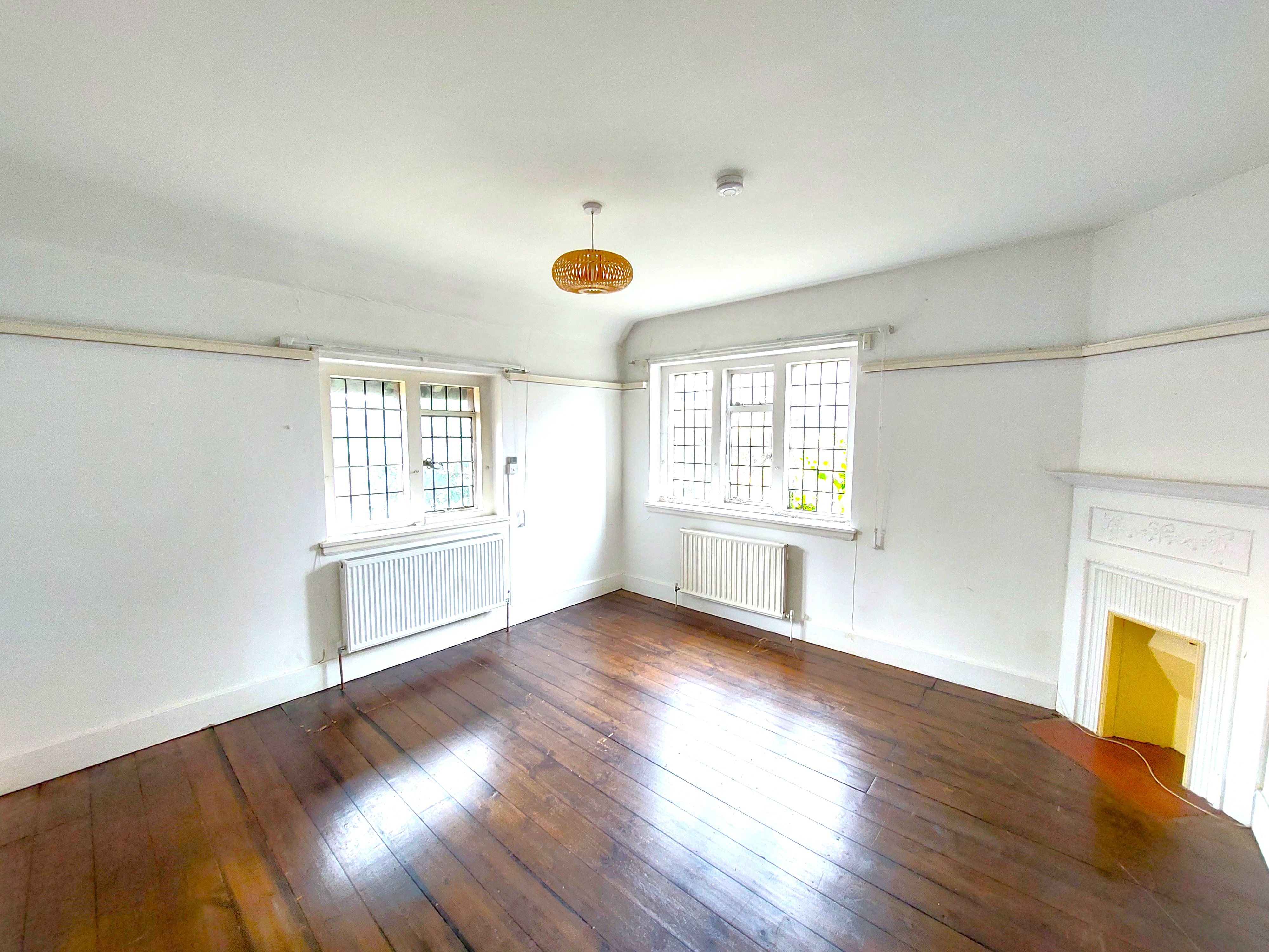 Spacious house share from £450 pcm inc all bills